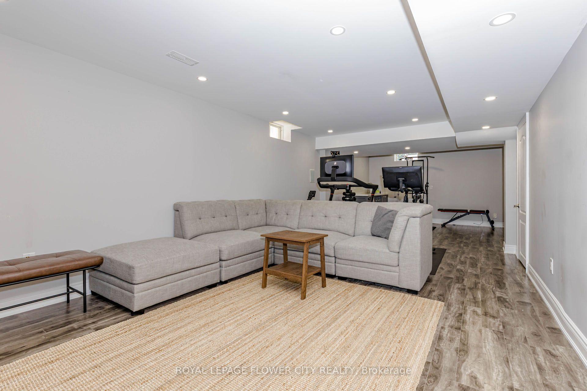 Photo 40 of 1058 Agram Drive, Oakville, Joshua Creek — HOMEH