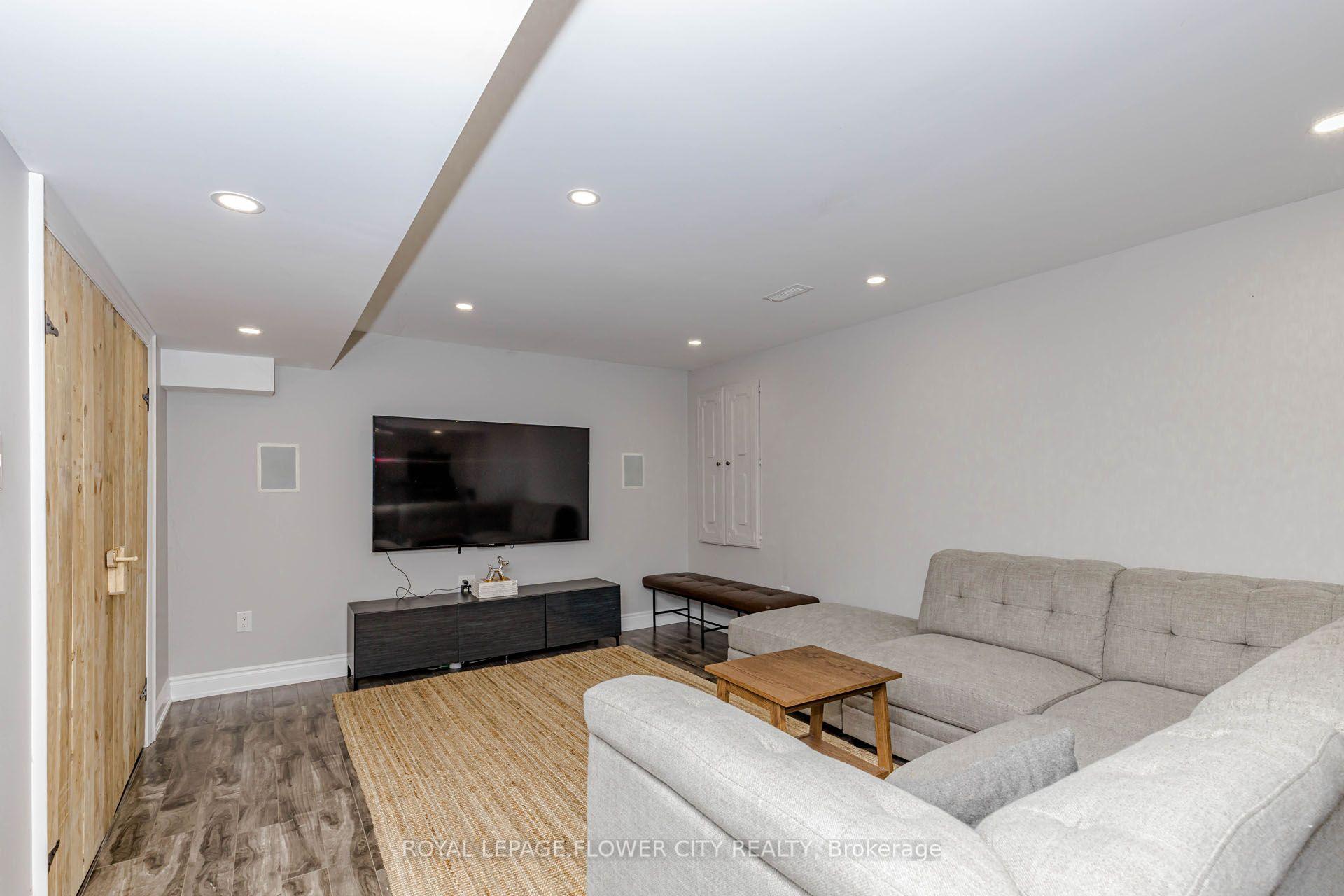 Photo 41 of 1058 Agram Drive, Oakville, Joshua Creek — HOMEH