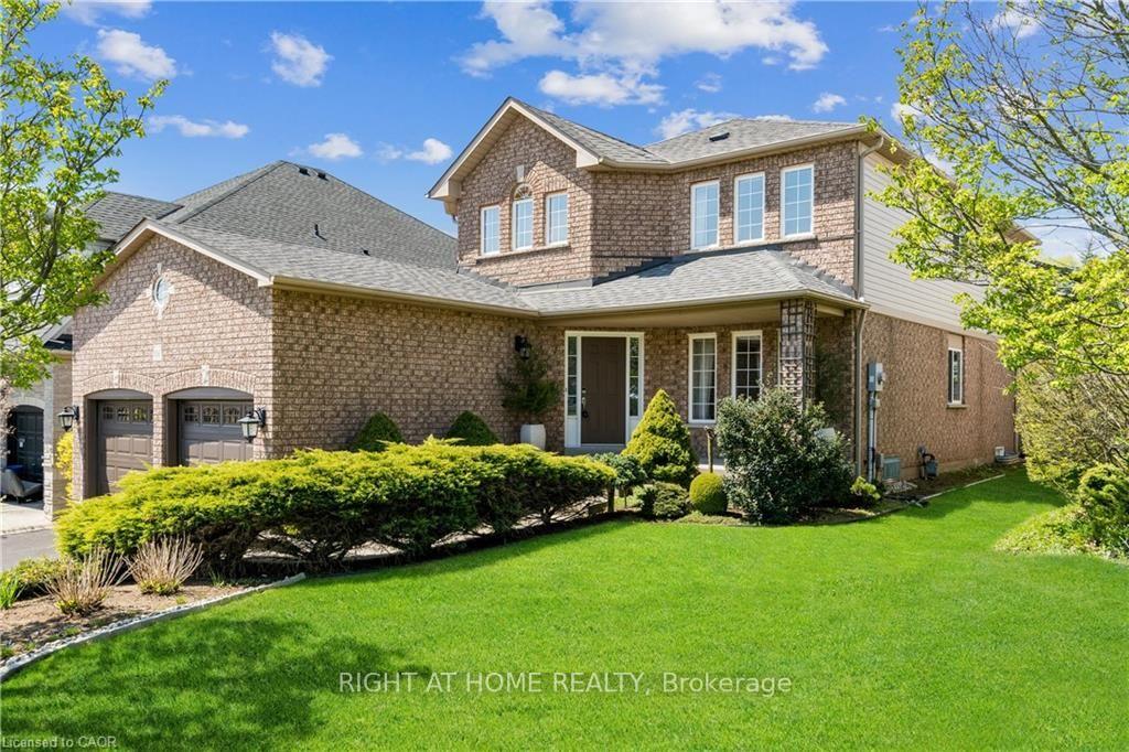 Photo 1 of 106 Moore Crescent, Hamilton, Ancaster — HOMEH