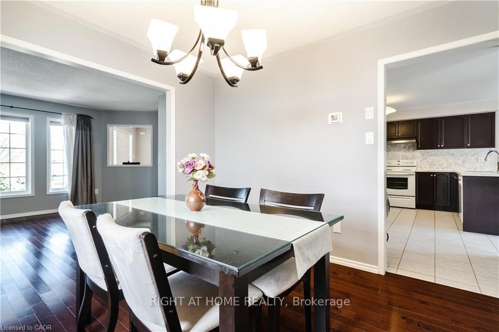 Photo 12 of 106 Moore Crescent, Hamilton, Ancaster — HOMEH