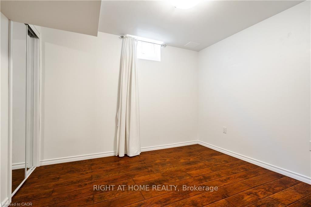 Photo 46 of 106 Moore Crescent, Hamilton, Ancaster — HOMEH