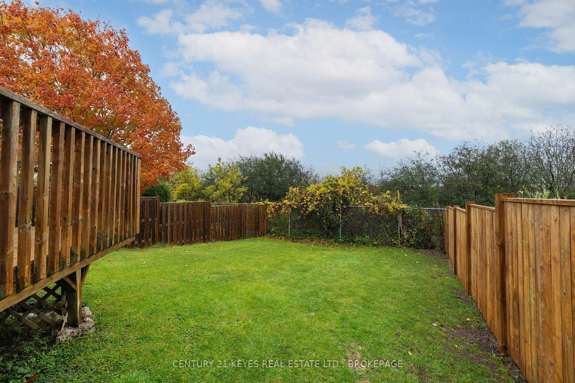 Photo 4 of 53 Rose Abbey Drive, Kingston, Kingston East (Incl Barret Crt) — HOMEH