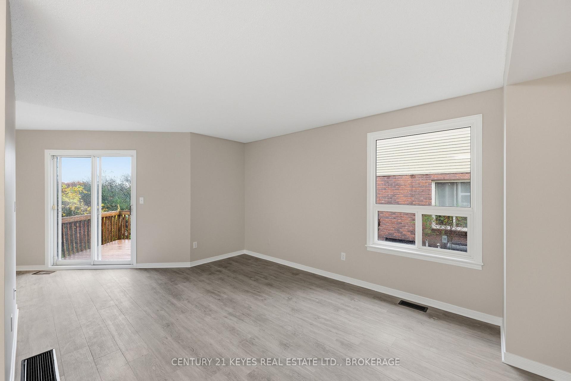 Photo 7 of 53 Rose Abbey Drive, Kingston, Kingston East (Incl Barret Crt) — HOMEH