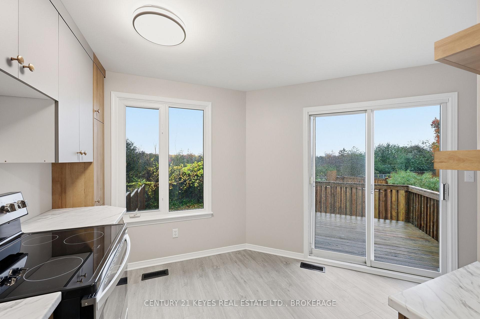 Photo 15 of 53 Rose Abbey Drive, Kingston, Kingston East (Incl Barret Crt) — HOMEH