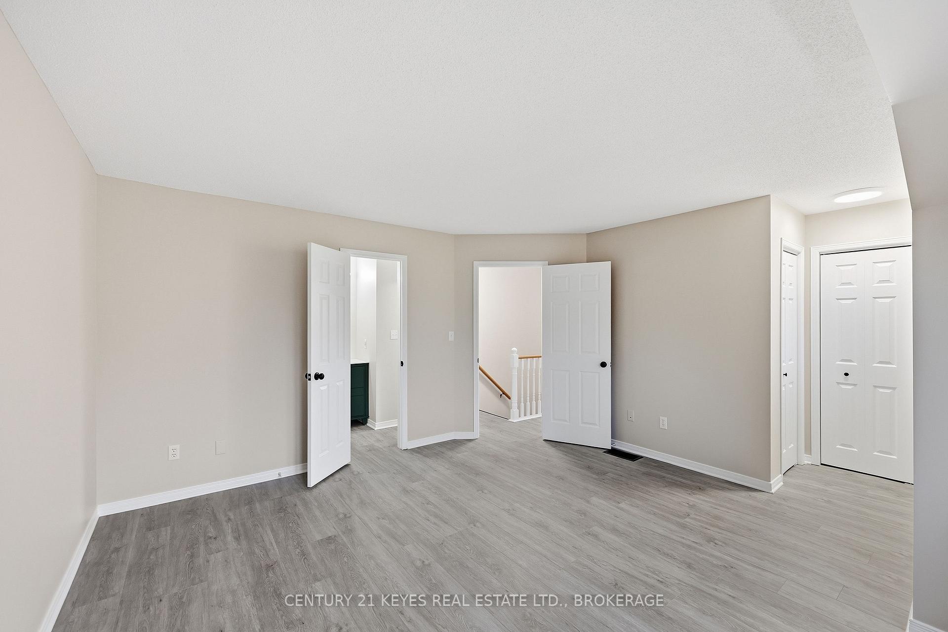 Photo 23 of 53 Rose Abbey Drive, Kingston, Kingston East (Incl Barret Crt) — HOMEH