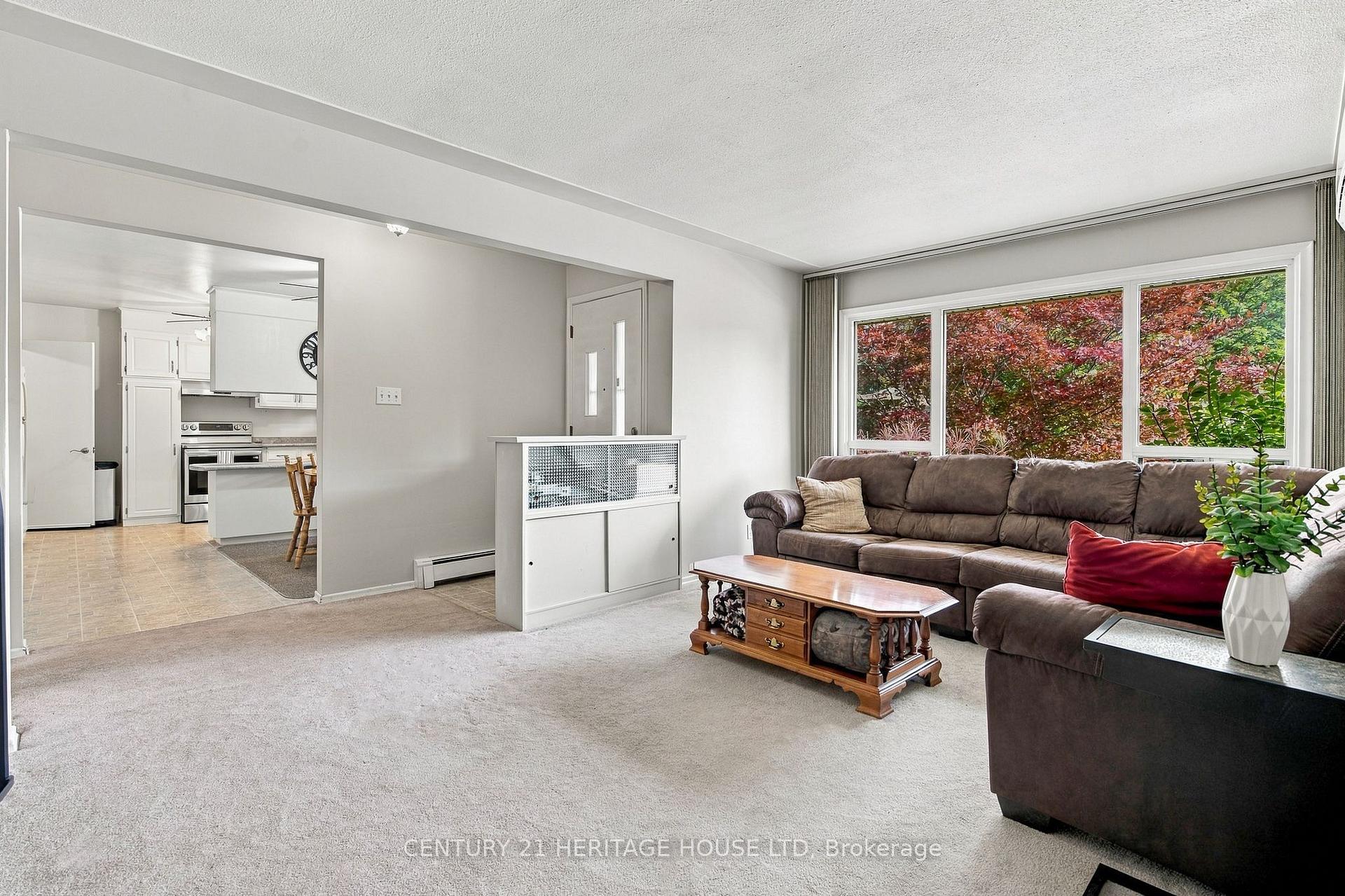 Photo 19 of 39 Wren Crescent, Kitchener, Stanley Park — HOMEH