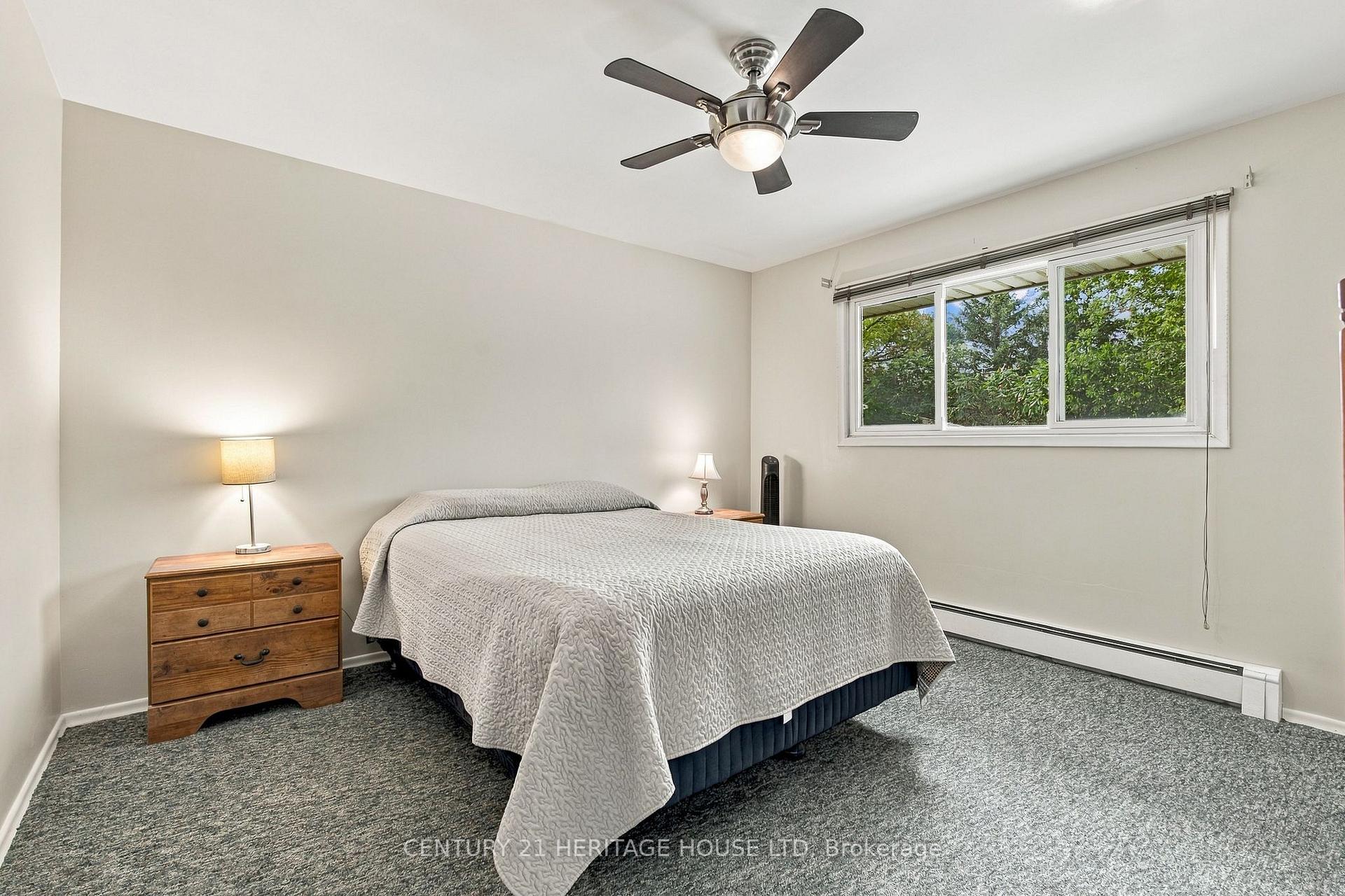 Photo 21 of 39 Wren Crescent, Kitchener, Stanley Park — HOMEH
