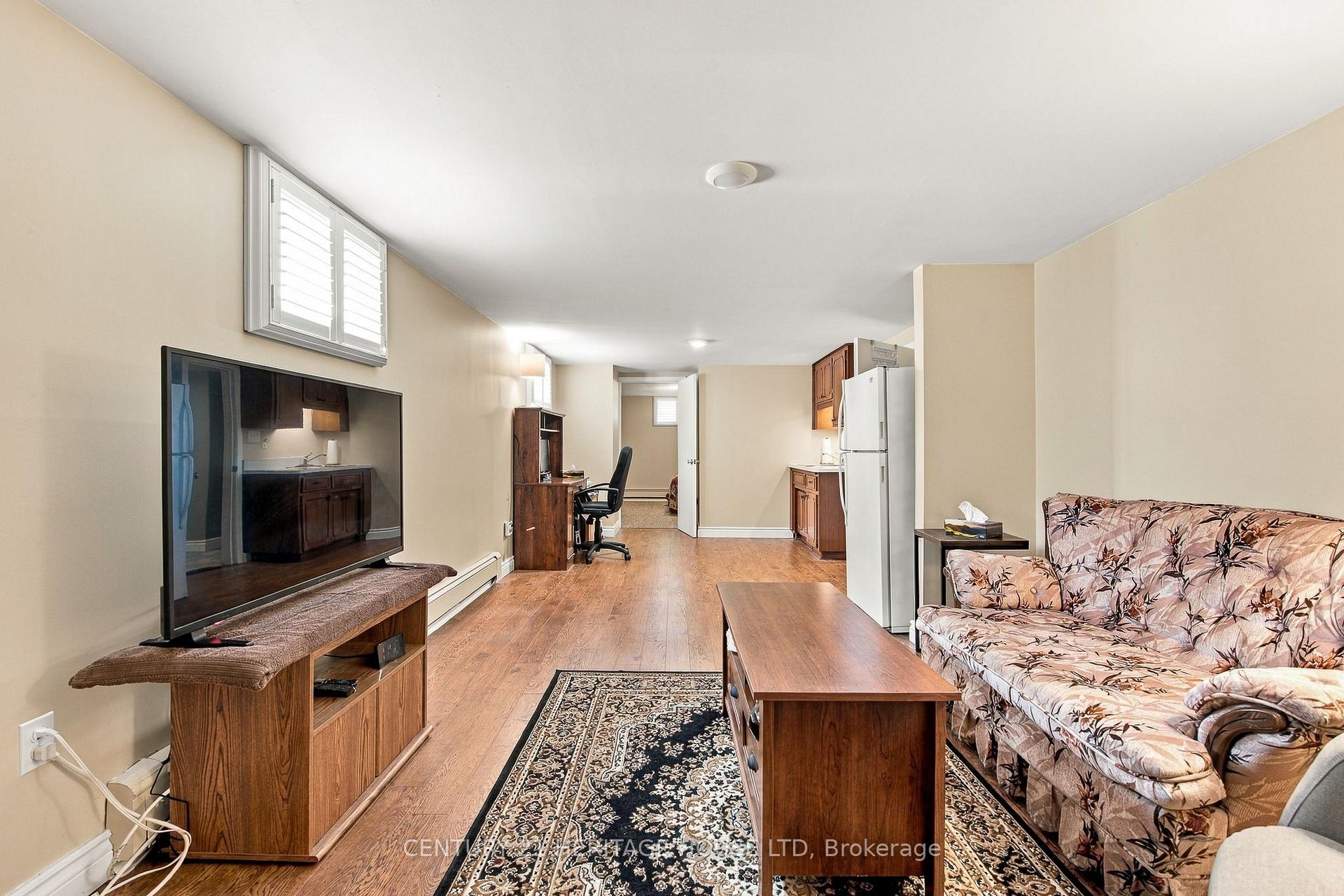 Photo 28 of 39 Wren Crescent, Kitchener, Stanley Park — HOMEH