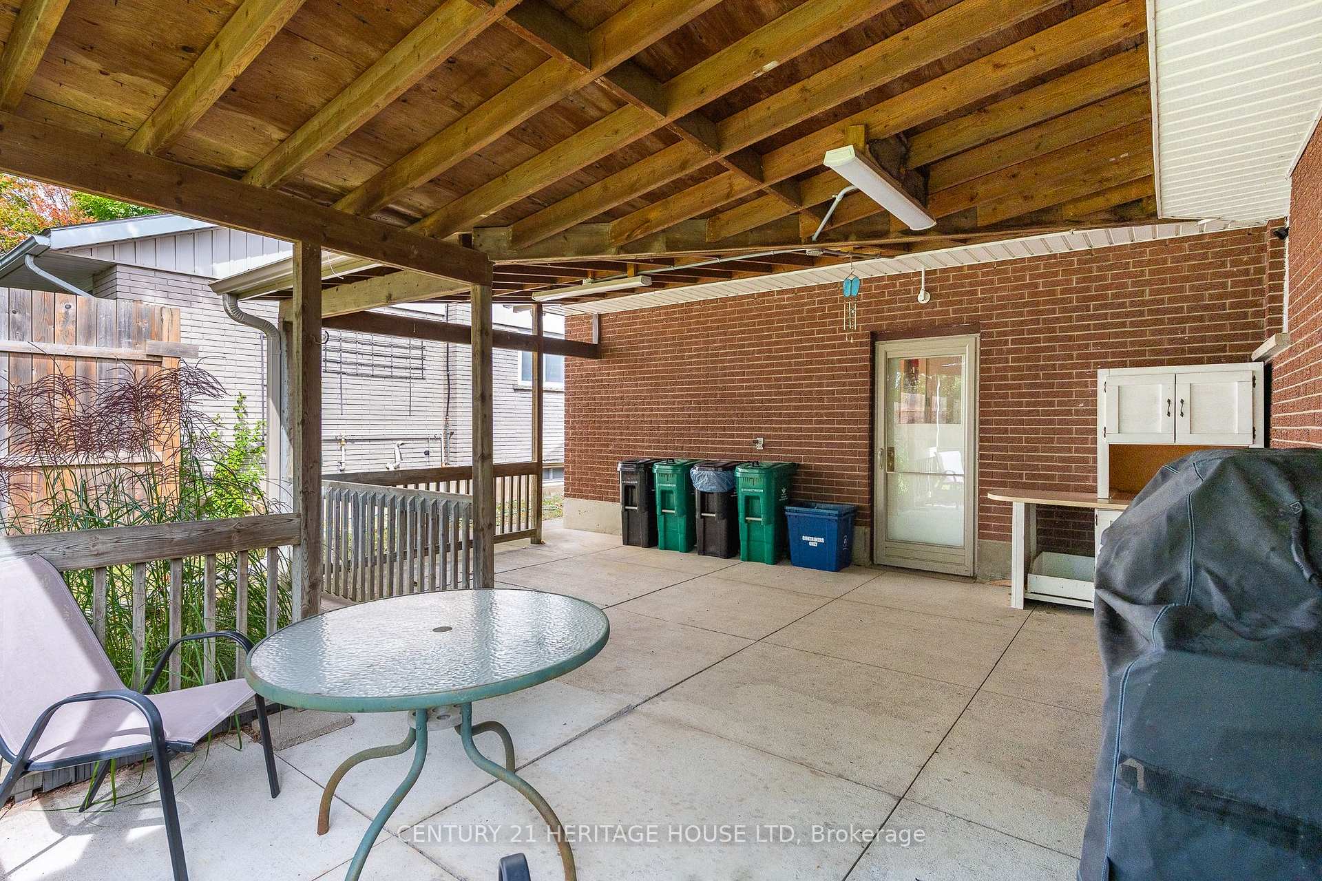 Photo 36 of 39 Wren Crescent, Kitchener, Stanley Park — HOMEH