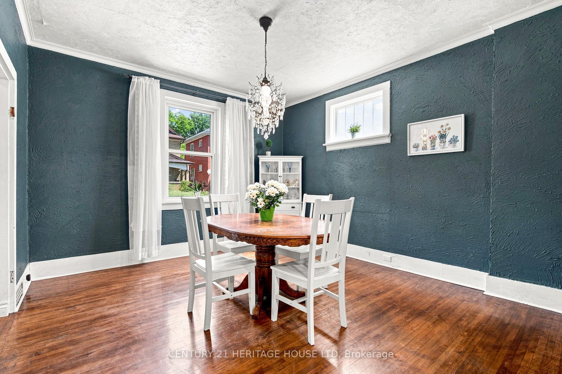 Photo 12 of 145 Church Street, Kitchener, Cedar Hill — HOMEH