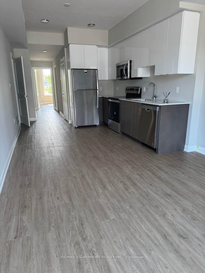 Photo 4 of Unit 115, 708 Woolwich Street, Guelph, Riverside Park — HOMEH