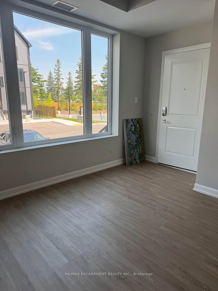 Photo 8 of Unit 115, 708 Woolwich Street, Guelph, Riverside Park — HOMEH