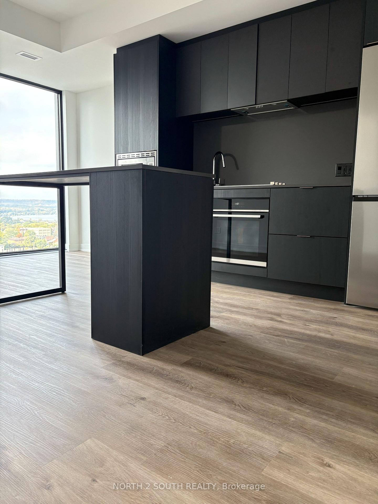 Photo 8 of Unit 1607, 91 John Street, Hamilton, Beasley — HOMEH