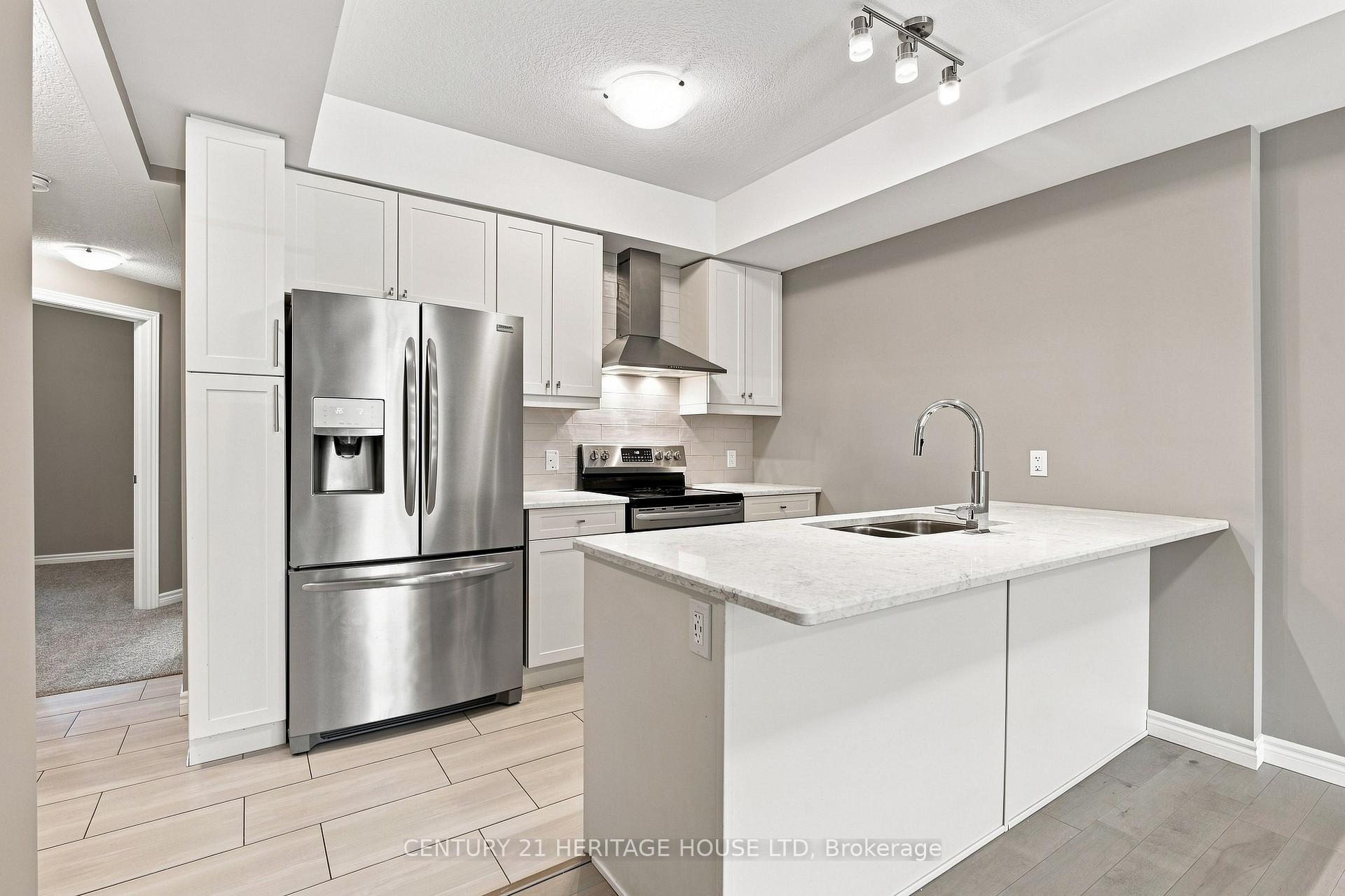 Photo 10 of 12 Wheat Lane, Kitchener, Huron Park — HOMEH