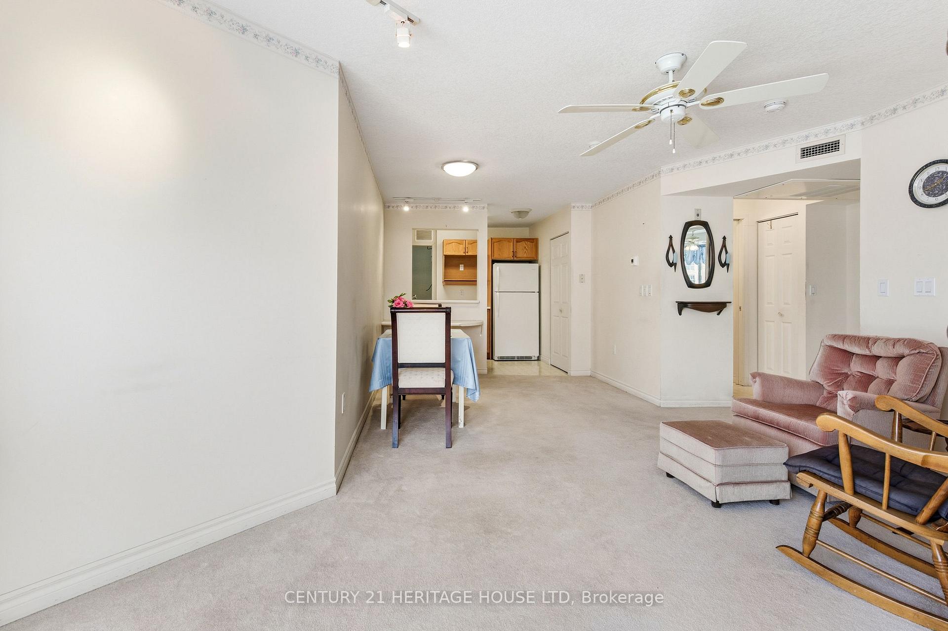 Photo 8 of Unit 407, 20 St George Street, Kitchener, Cedar Hill — HOMEH