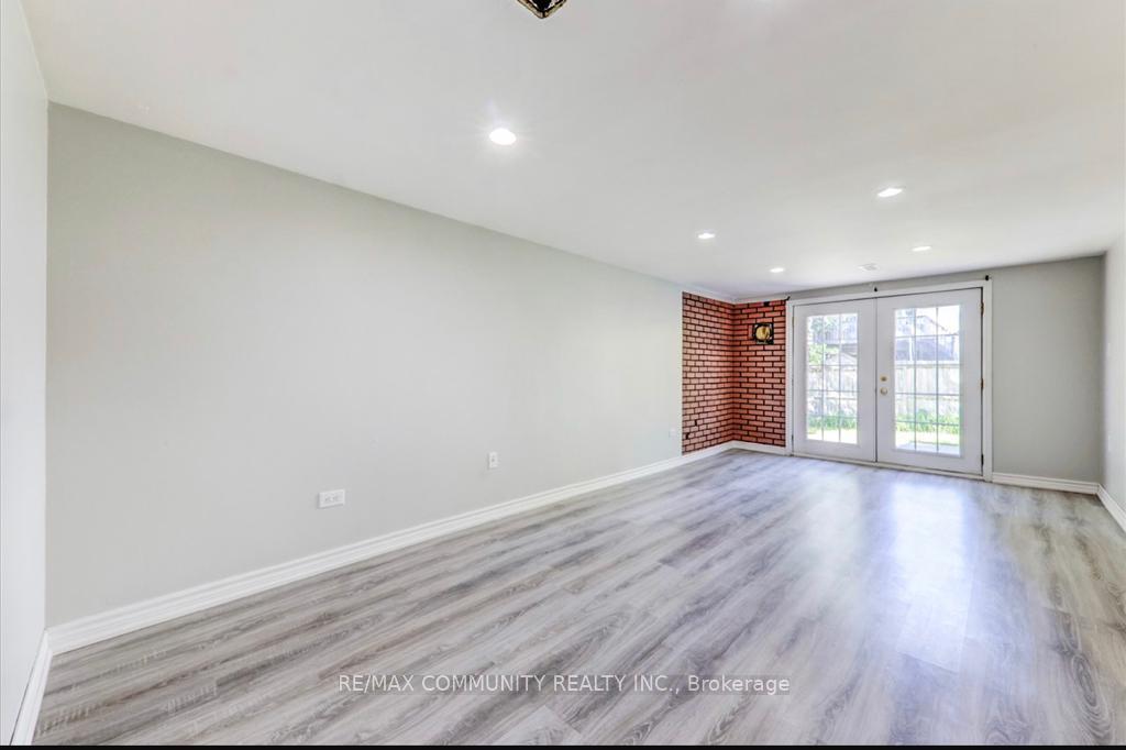 Photo 5 of Unit BSMT, 822 Central Park Boulevard N, Oshawa, Centennial — HOMEH