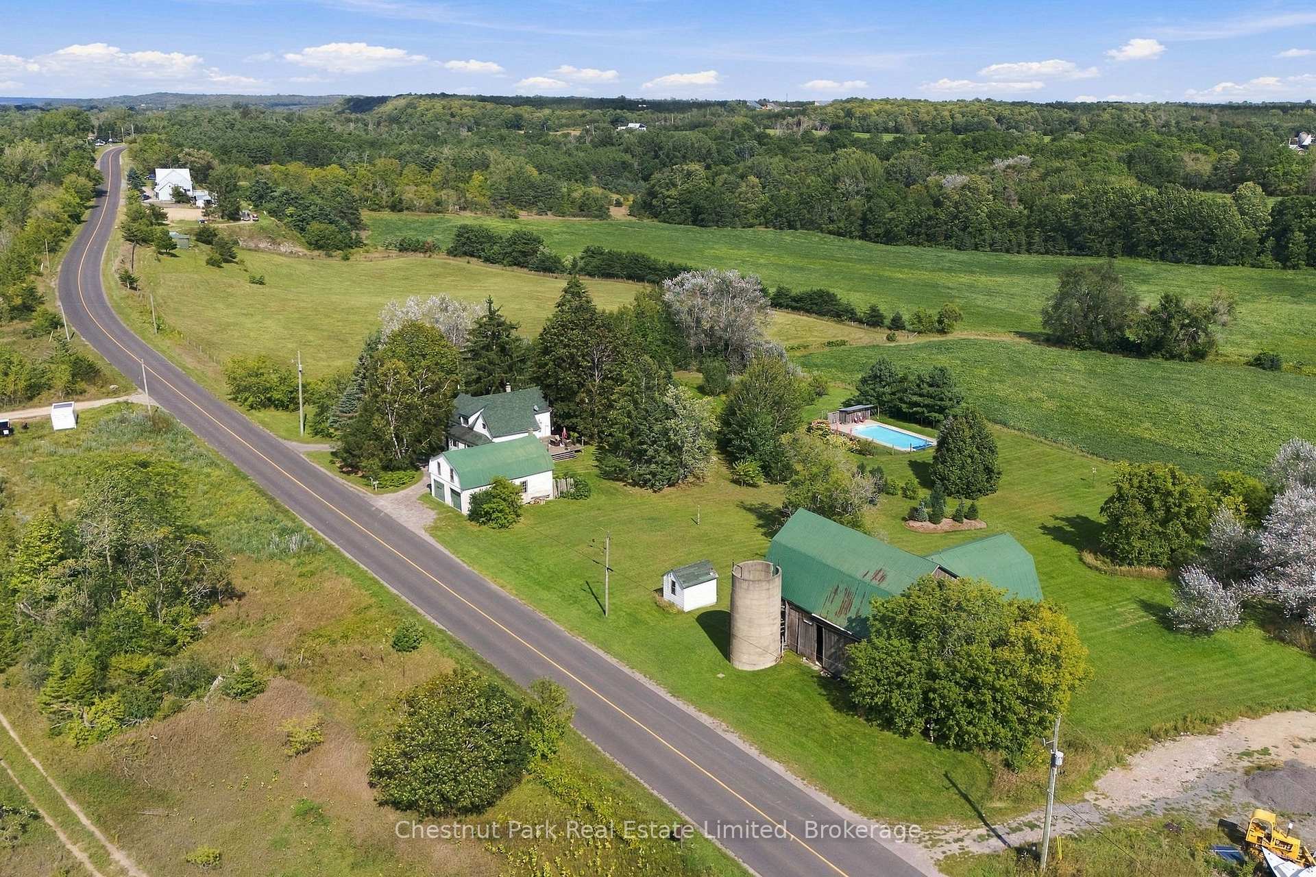 Photo 1 of 265 Ridge Road, Prince Edward County, Hallowell — HOMEH