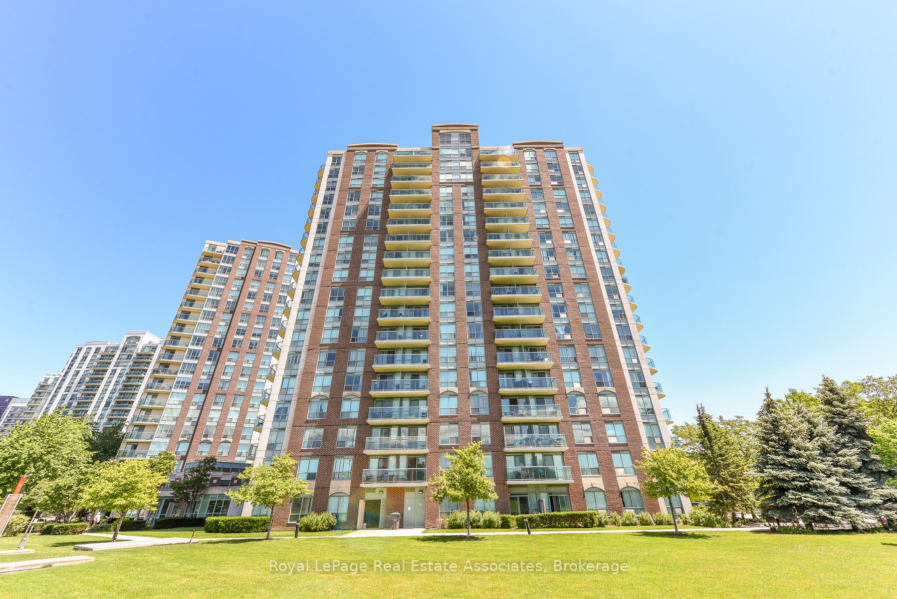 Photo 2 of Unit 710, 4879 Kimbermount Avenue, Mississauga, Central Erin Mills — HOMEH