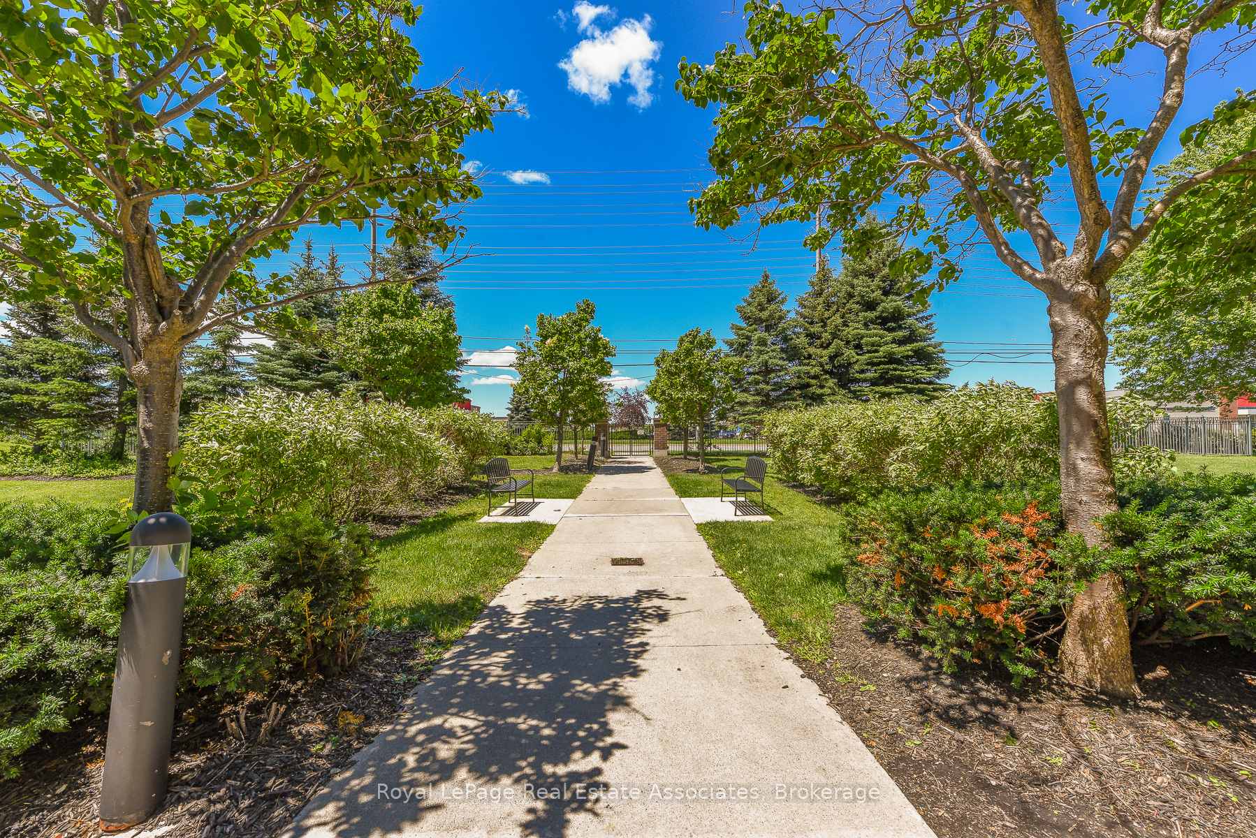 Photo 4 of Unit 710, 4879 Kimbermount Avenue, Mississauga, Central Erin Mills — HOMEH