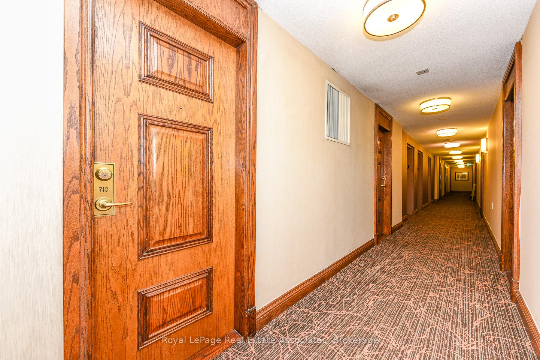 Photo 6 of Unit 710, 4879 Kimbermount Avenue, Mississauga, Central Erin Mills — HOMEH