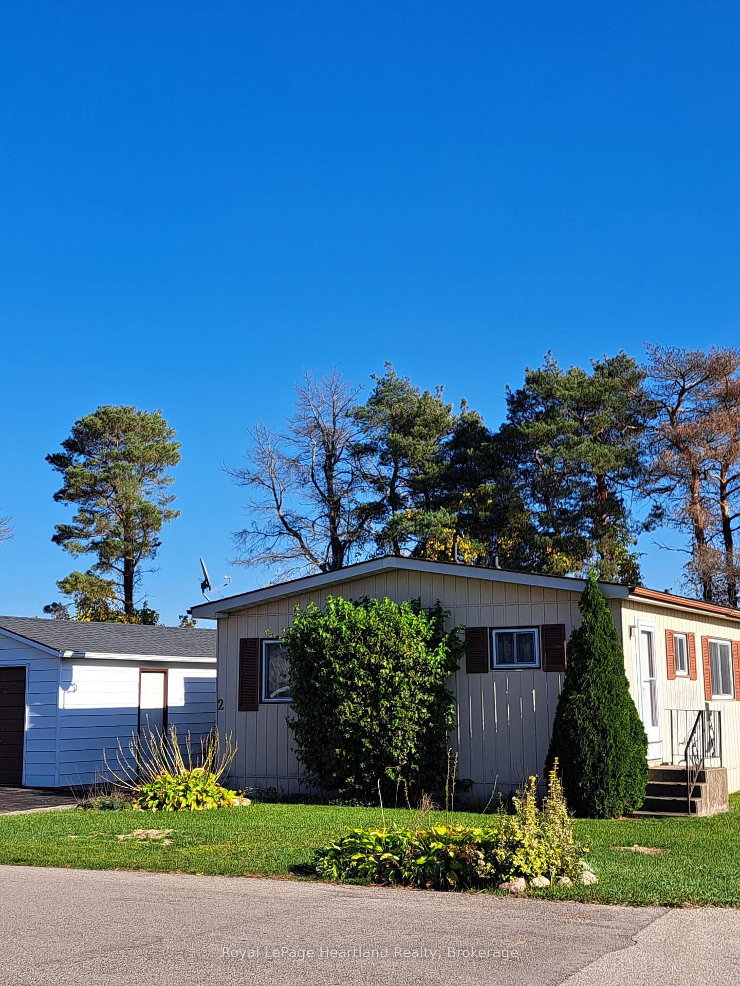 Photo 1 of 2 Velma Street, Strathroy-Caradoc, SW — HOMEH