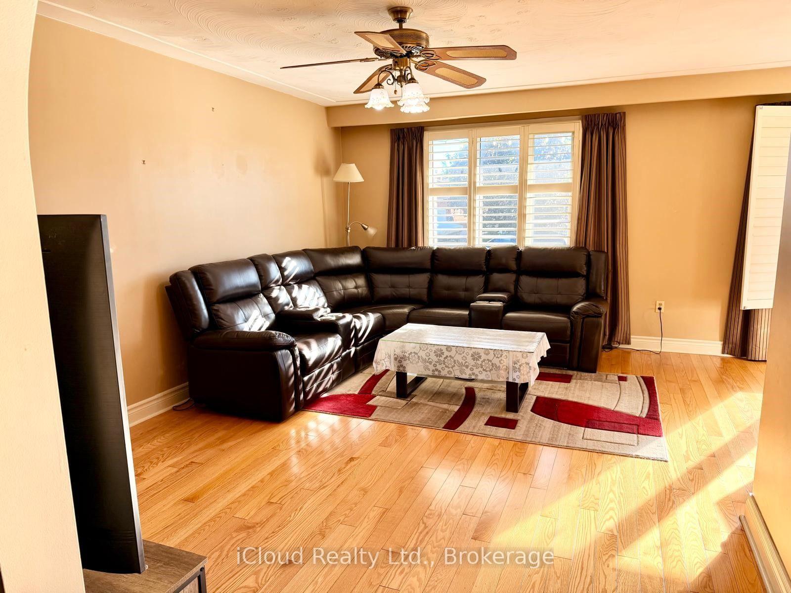 Photo 12 of 22 Seaton Place, Hamilton, Stoney Creek — HOMEH
