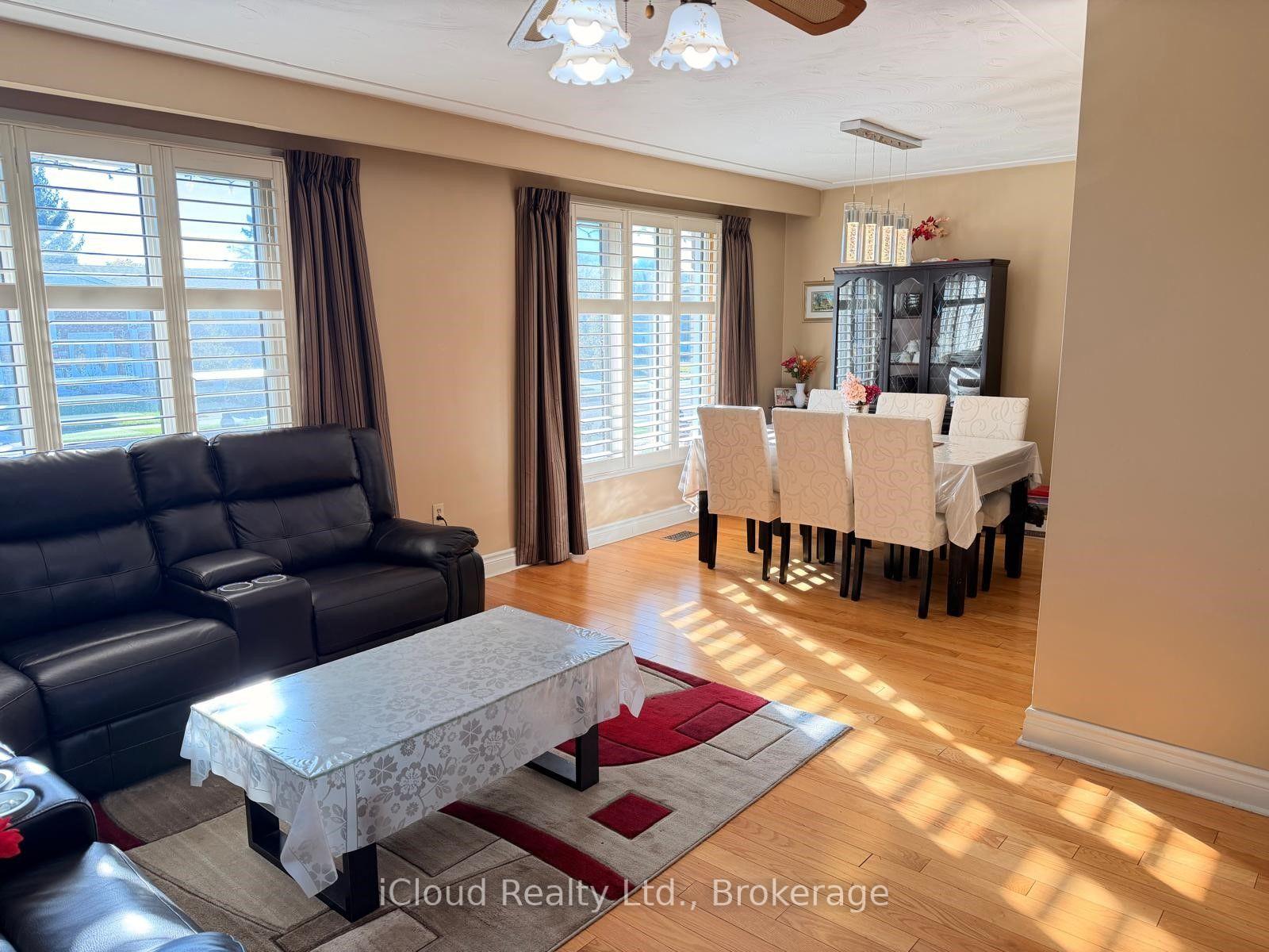 Photo 13 of 22 Seaton Place, Hamilton, Stoney Creek — HOMEH