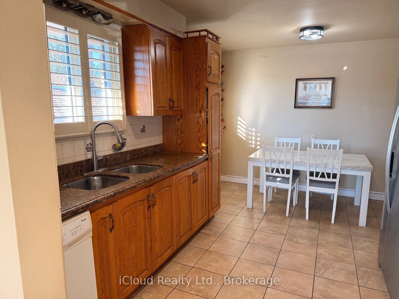Photo 15 of 22 Seaton Place, Hamilton, Stoney Creek — HOMEH