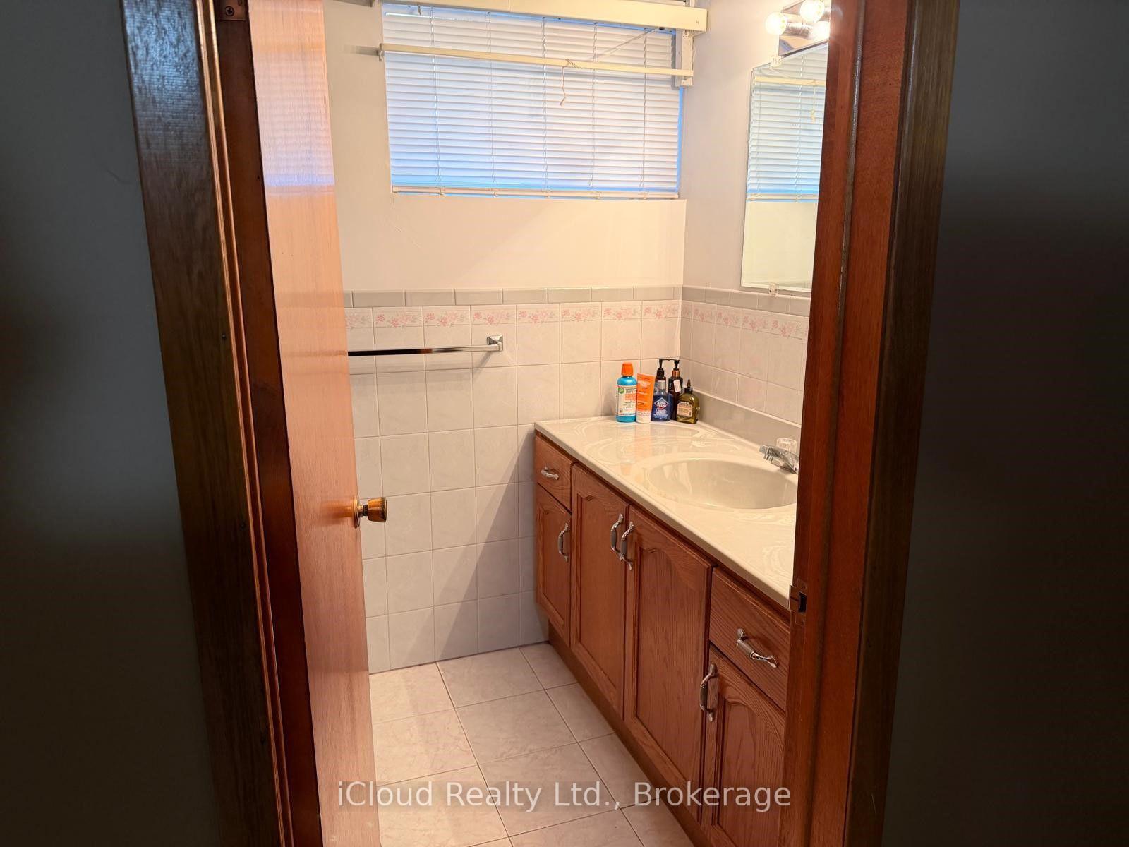 Photo 33 of 22 Seaton Place, Hamilton, Stoney Creek — HOMEH