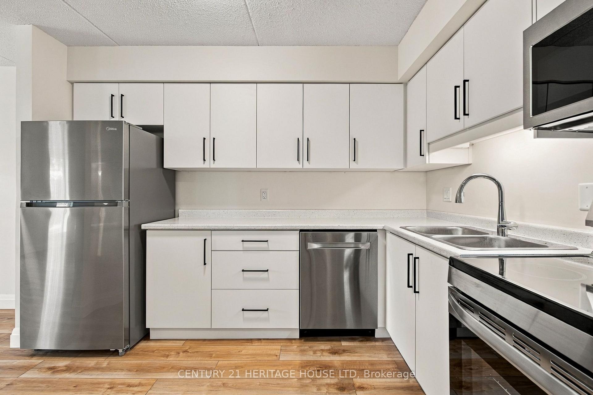 Photo 8 of Unit 13, 3085 Kingsway Drive, Kitchener, Vanier - Kitchener — HOMEH