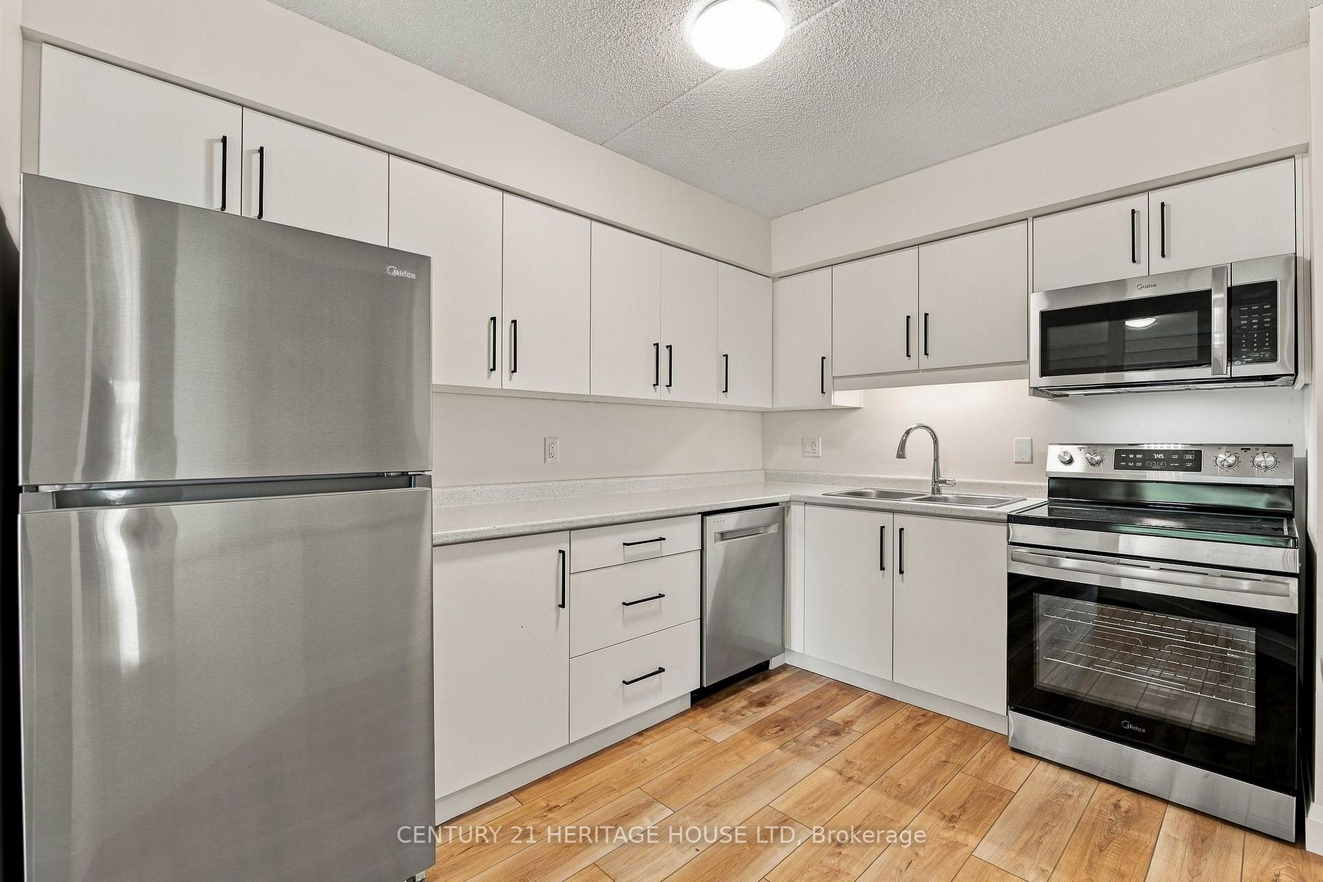 Photo 9 of Unit 13, 3085 Kingsway Drive, Kitchener, Vanier - Kitchener — HOMEH
