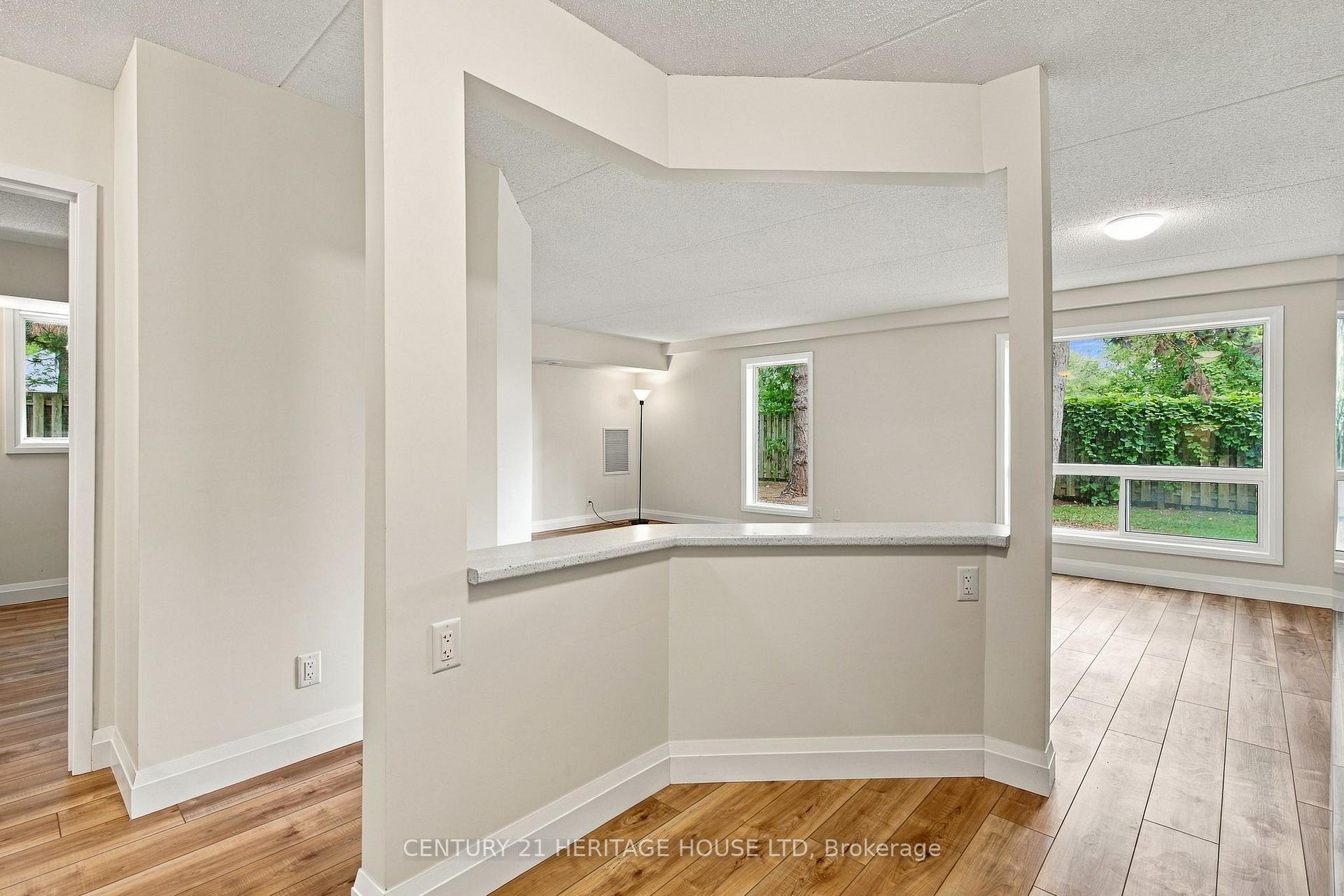 Photo 11 of Unit 13, 3085 Kingsway Drive, Kitchener, Vanier - Kitchener — HOMEH