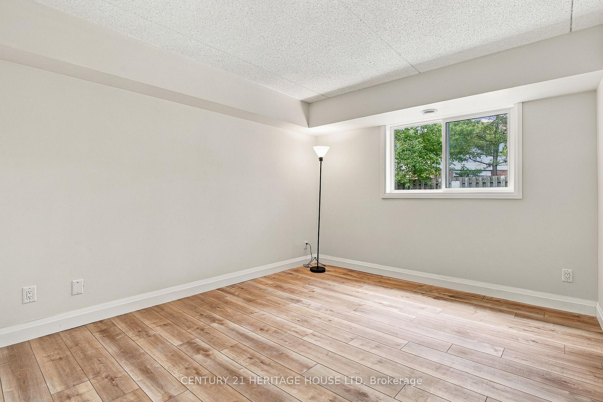 Photo 16 of Unit 13, 3085 Kingsway Drive, Kitchener, Vanier - Kitchener — HOMEH