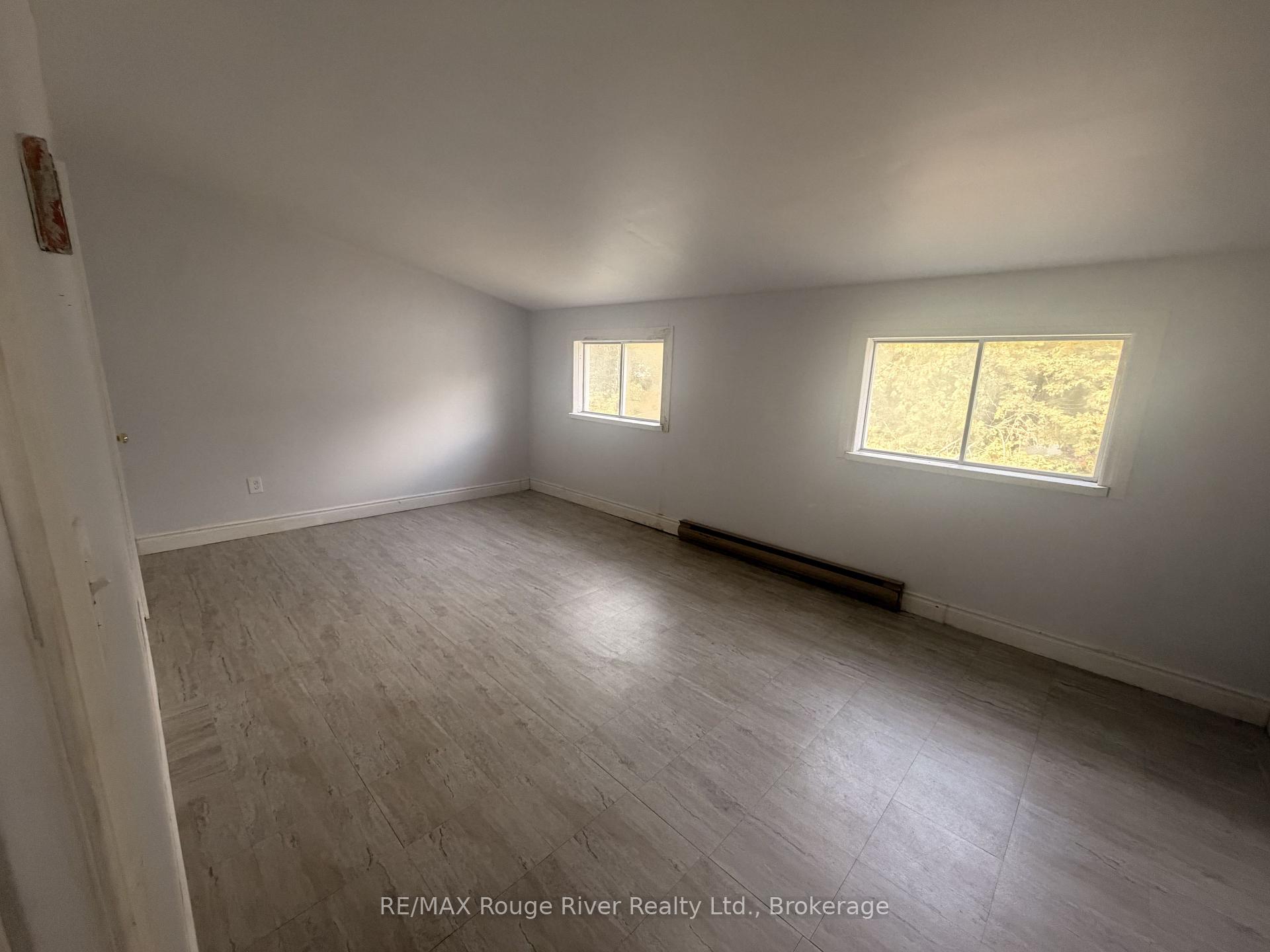 Photo 17 of 11 Edgewood Drive, Kawartha Lakes, Verulam — HOMEH