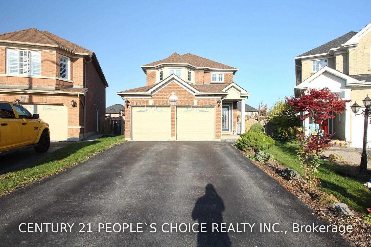 Photo 1 of 6 Stirrup Court, Brampton, Fletcher's Creek Village — HOMEH