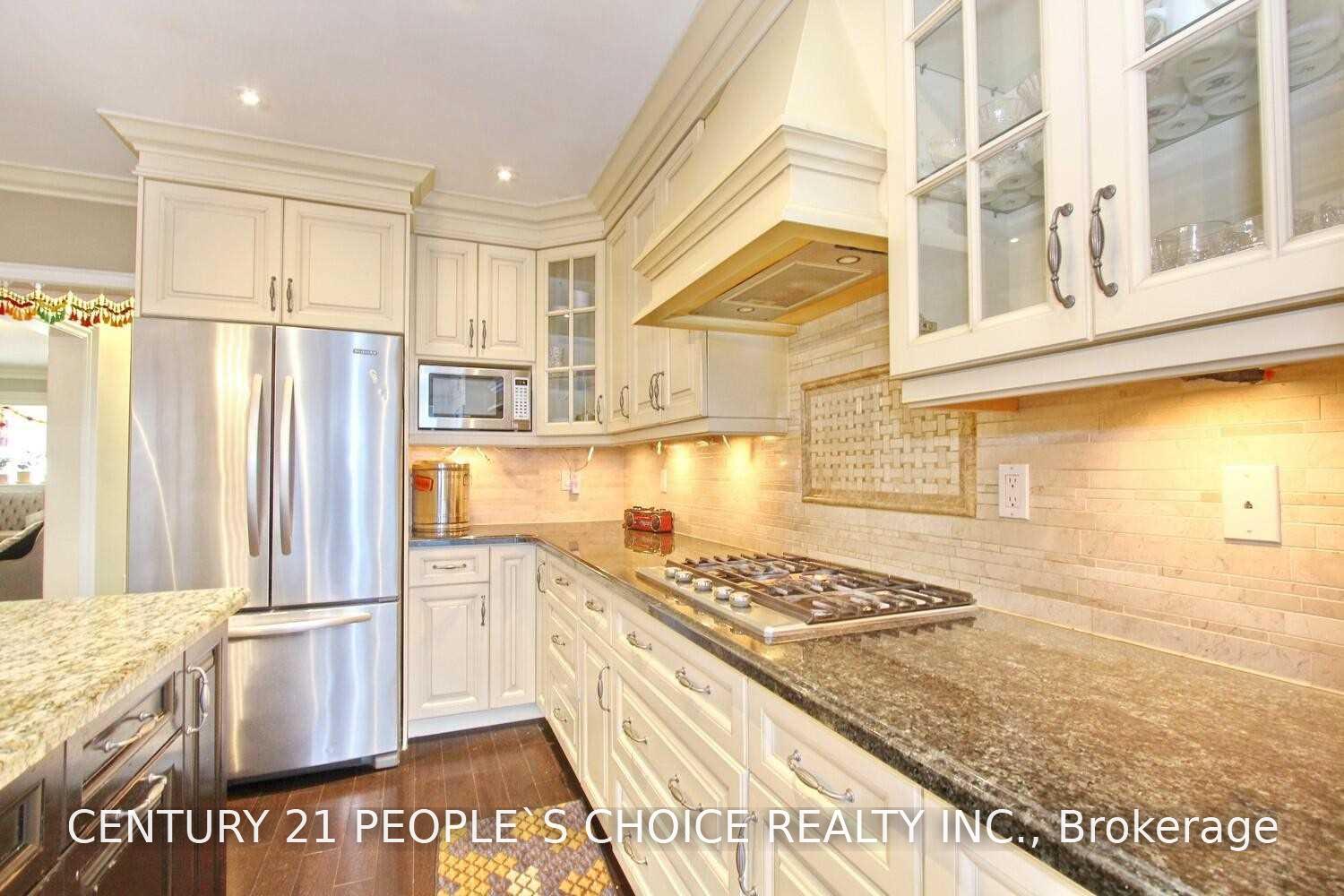 Photo 14 of 6 Stirrup Court, Brampton, Fletcher's Creek Village — HOMEH