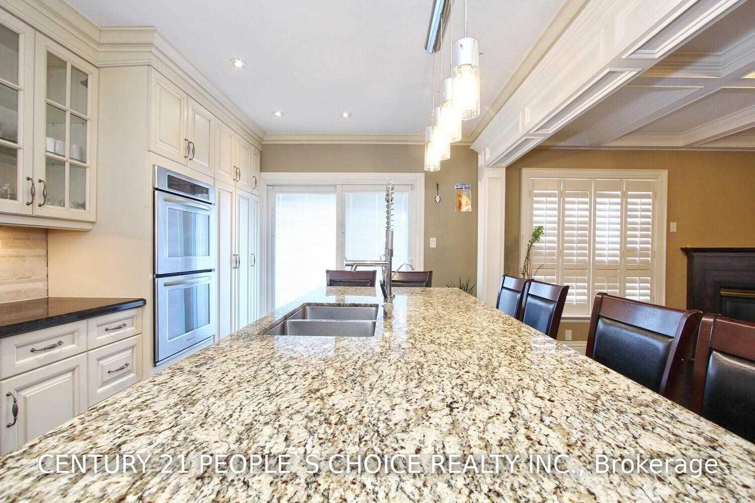 Photo 16 of 6 Stirrup Court, Brampton, Fletcher's Creek Village — HOMEH