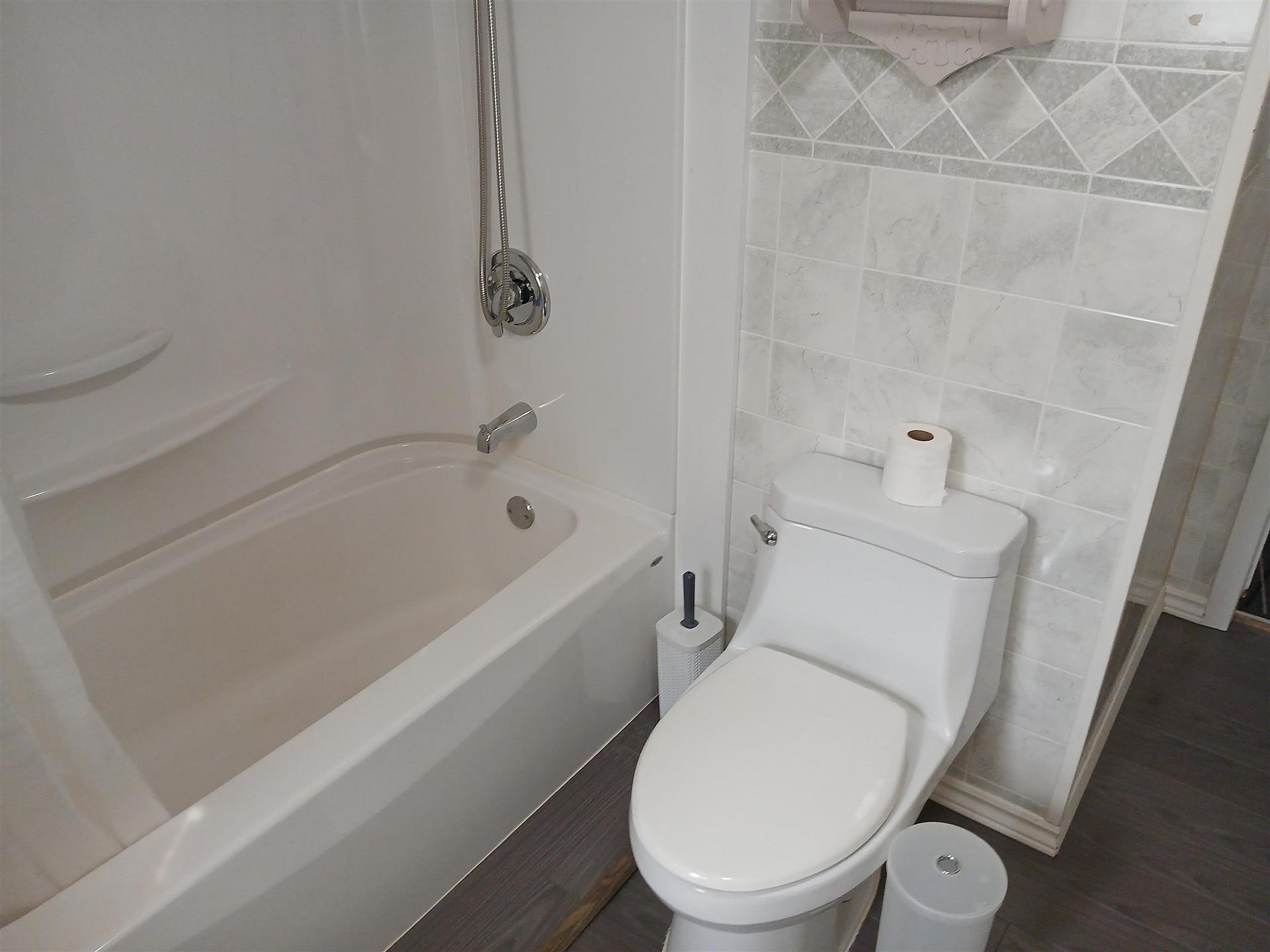 Photo 13 of 100 Westhill Road, Elliot Lake — HOMEH