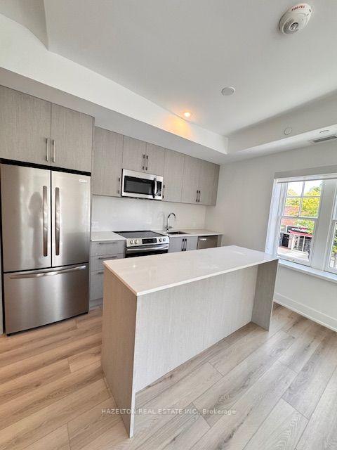 Photo 1 of Unit 204, 8 Manor Road W, Toronto, Yonge-Eglinton — HOMEH