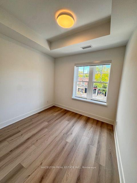 Photo 11 of Unit 204, 8 Manor Road W, Toronto, Yonge-Eglinton — HOMEH