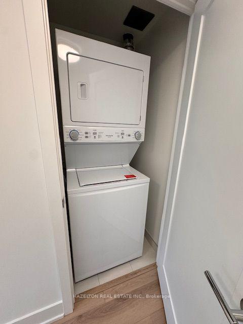 Photo 13 of Unit 204, 8 Manor Road W, Toronto, Yonge-Eglinton — HOMEH
