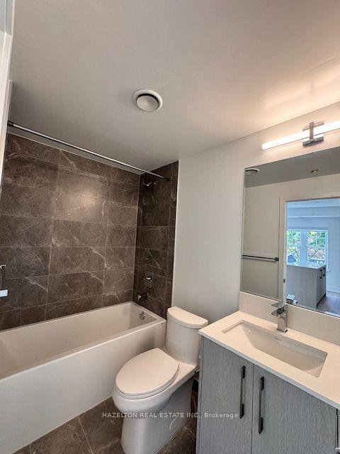 Photo 15 of Unit 204, 8 Manor Road W, Toronto, Yonge-Eglinton — HOMEH
