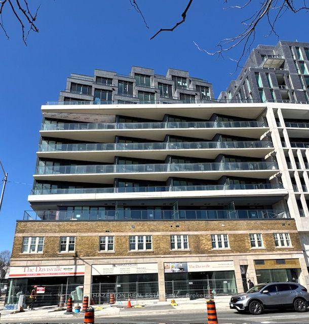 Photo 17 of Unit 204, 8 Manor Road W, Toronto, Yonge-Eglinton — HOMEH