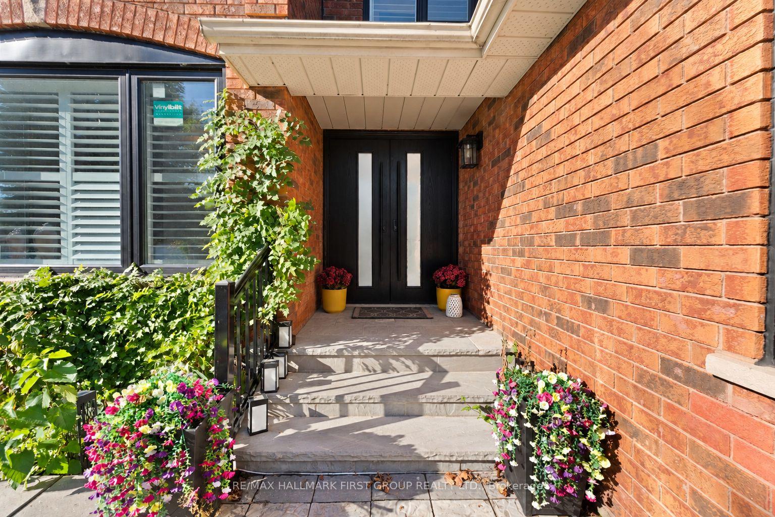 Photo 2 of 14 David Drive, Scarborough, Morningside — HOMEH