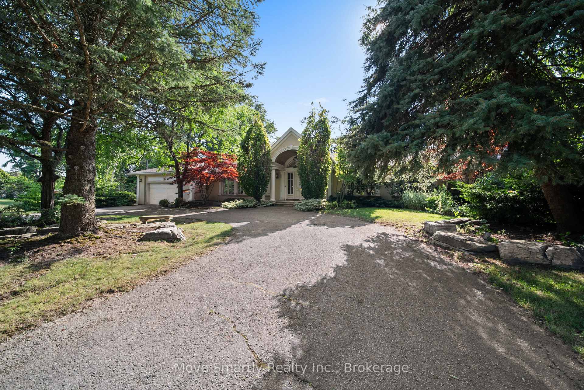 Photo 2 of 7 Purling Place, North York, Banbury-Don Mills — HOMEH