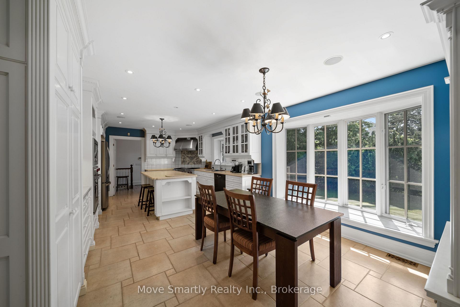 Photo 10 of 7 Purling Place, North York, Banbury-Don Mills — HOMEH