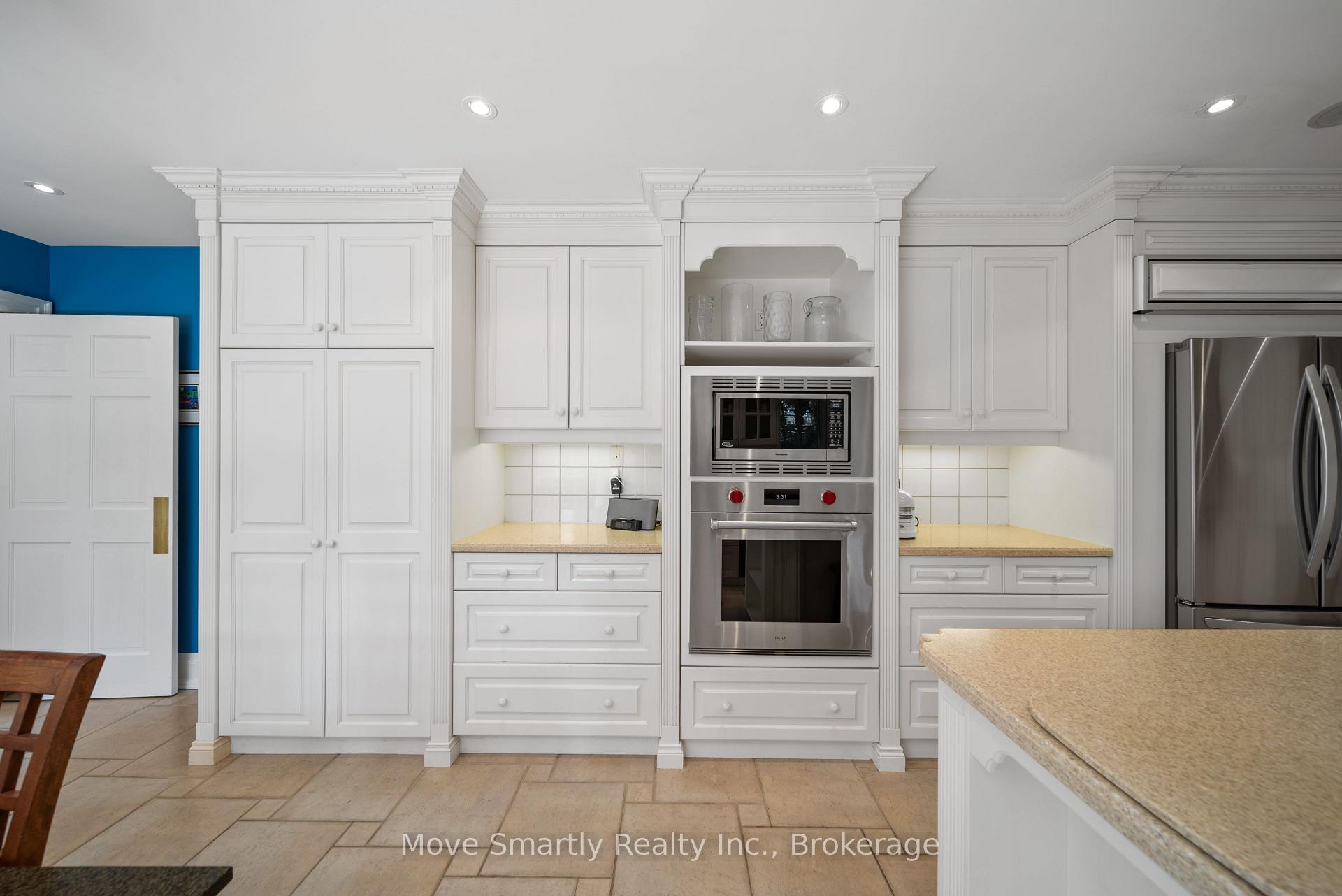 Photo 11 of 7 Purling Place, North York, Banbury-Don Mills — HOMEH
