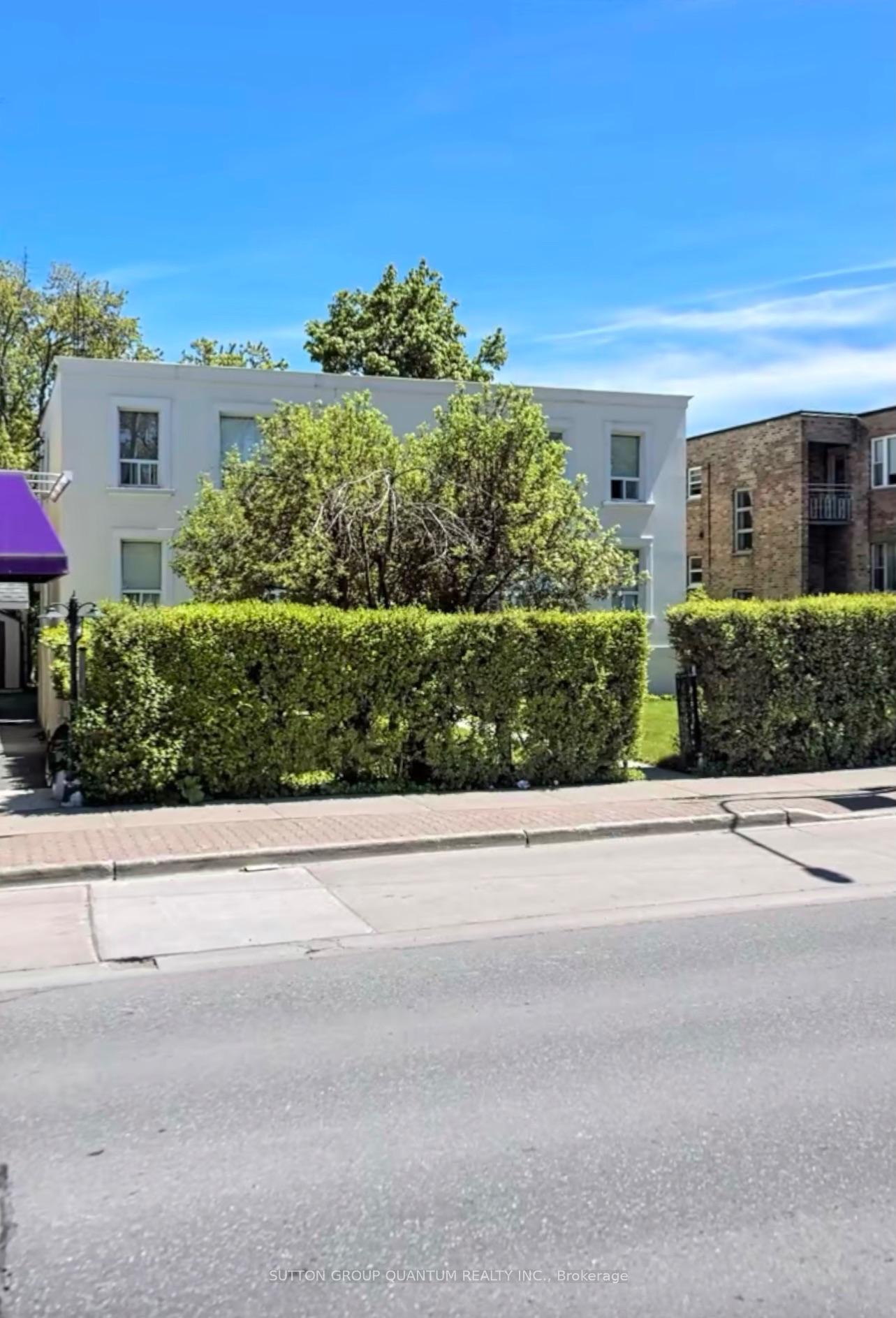Photo 2 of Unit #2, 339 Lakeshore Road E, Mississauga, Port Credit — HOMEH