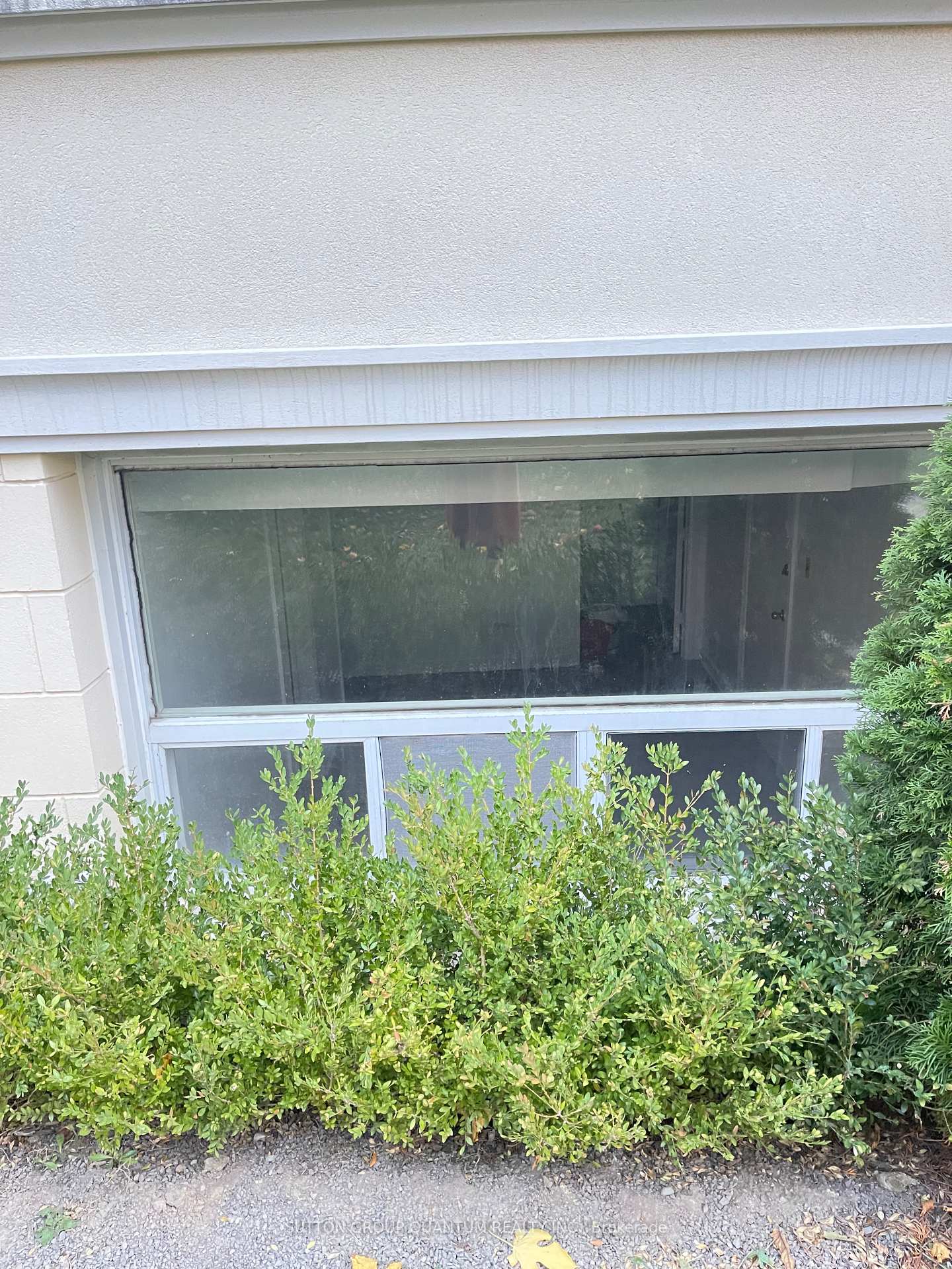 Photo 3 of Unit #2, 339 Lakeshore Road E, Mississauga, Port Credit — HOMEH