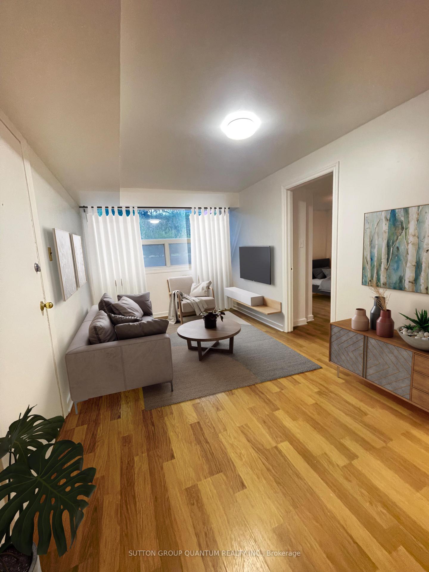 Photo 5 of Unit #2, 339 Lakeshore Road E, Mississauga, Port Credit — HOMEH